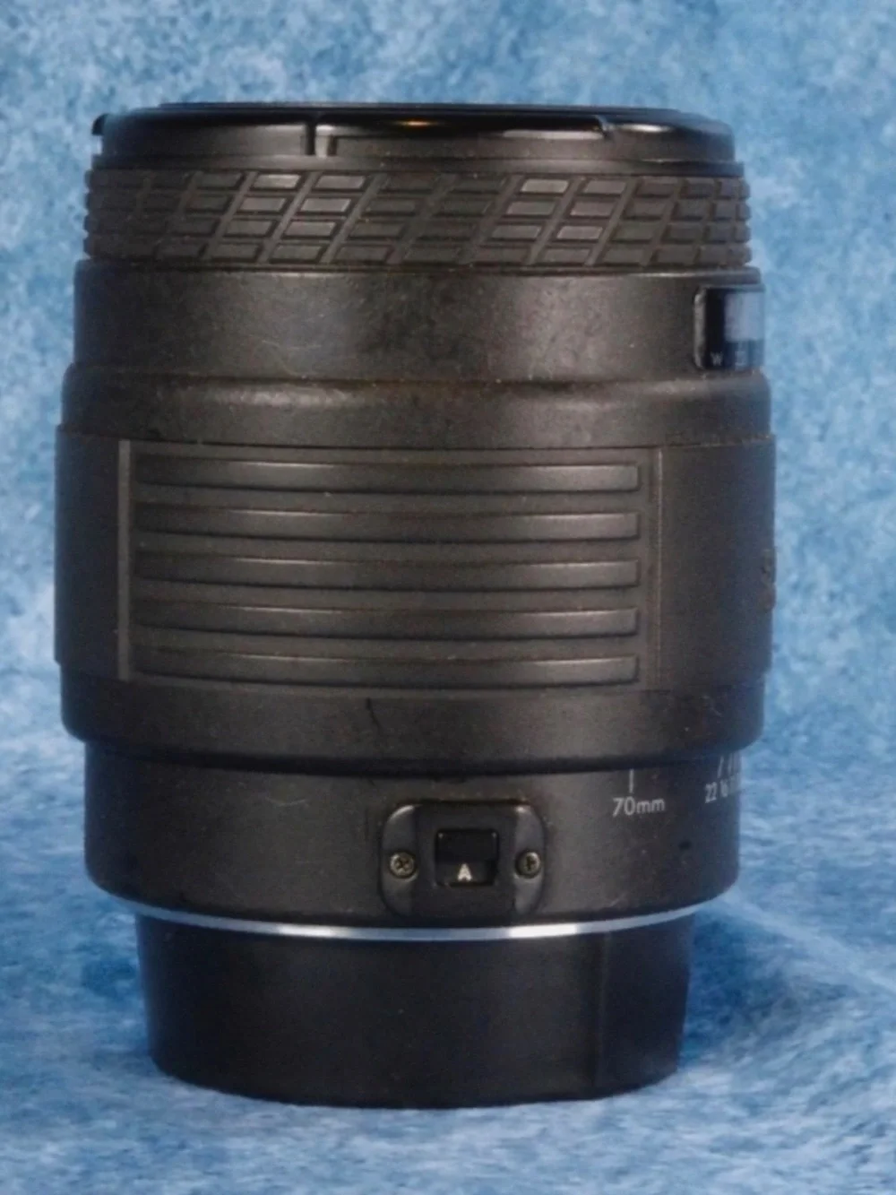 Sigma UC Zoom Multi-Coated 70-210mm f/1:4-5.6 - Canon Mount - Read